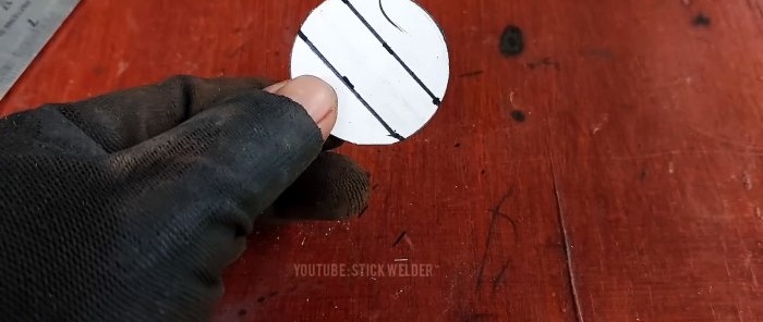 How to perfectly cut a pipe at right angles