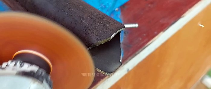 How to perfectly cut a pipe at right angles