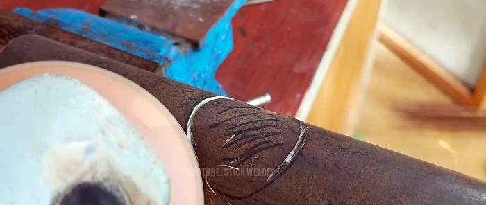 How to perfectly cut a pipe at right angles