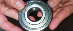 How to easily lubricate a sealed bearing