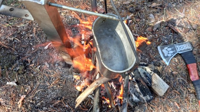 How to make a holder for a camping frying pan and pot