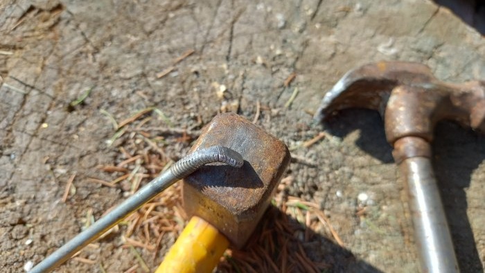 How to make a holder for a camping frying pan and pot