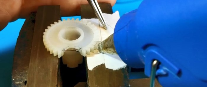 How to reliably repair broken plastic gear teeth