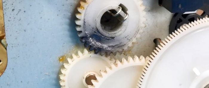 How to reliably repair broken plastic gear teeth