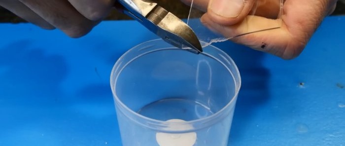 Liquid plastic Repairing plastics easily without glue and a soldering iron